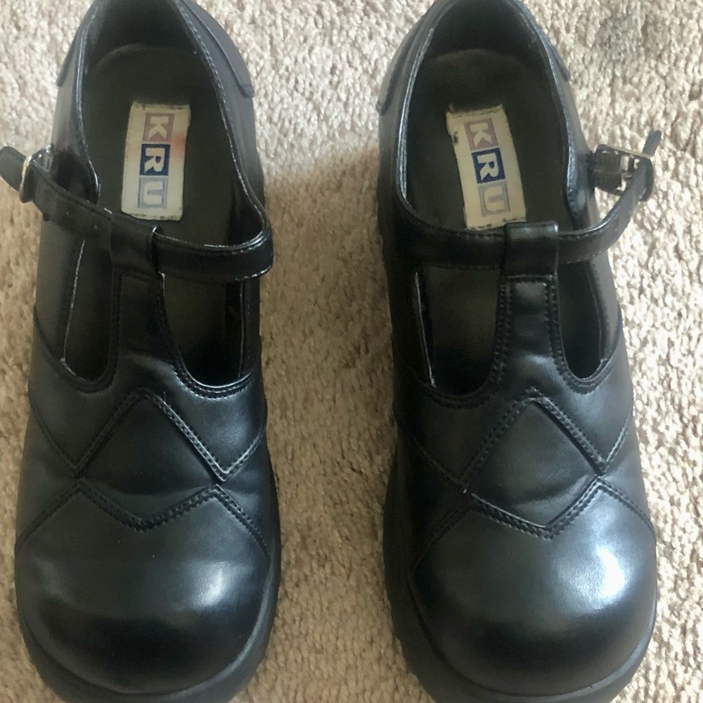 Girl’s healed Mary Janes